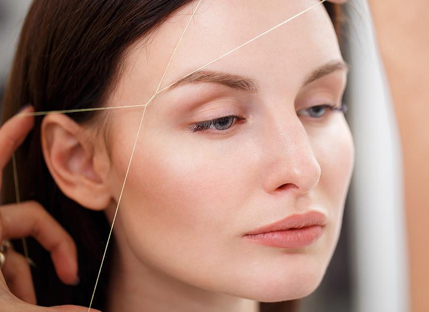 ট্যুইজার। কীকরে সঠিকভাবে আপনার ভ্রু প্লাক করবেন?